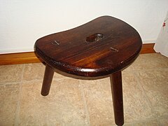 Ancien tabouret d'artisan.