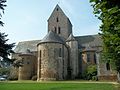 Église de Brûlon, clocher en bâtière et chevet roman