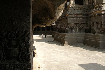 Le temple de Kailâsanâtha.