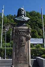 Byst i brons av Per Brahe vid Gränna torg i Gränna (1916) av den svenske skulptören Börje Börjeson.