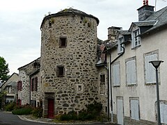 Tour dans le bourg.