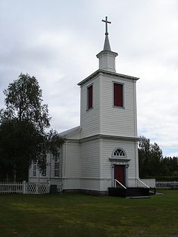 Muodoslompolo kyrka i augusti 2008