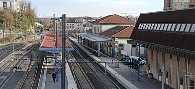 Quais de la gare de Montbéliard.