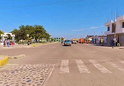 A street in Acarí