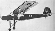 Fieseler Fi 156 com distintivos da Luftwaffe.