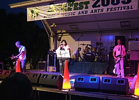 Pylon performing at AthFest 2005 in Athens, Georgia, USA, June 24, 2005.
