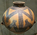 Grande jarre à deux anses, décor de figures stylisées. Museo nazionale d'arte orientale (Rome)