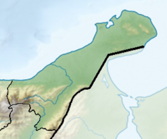 Mapa konturowa La Guajira, u góry po prawej znajduje się czarny trójkącik z opisem „Serranía de Macuira”