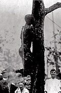 Photo du corps de Jesse Washington après son lynchage illégal par une foule à Waco.