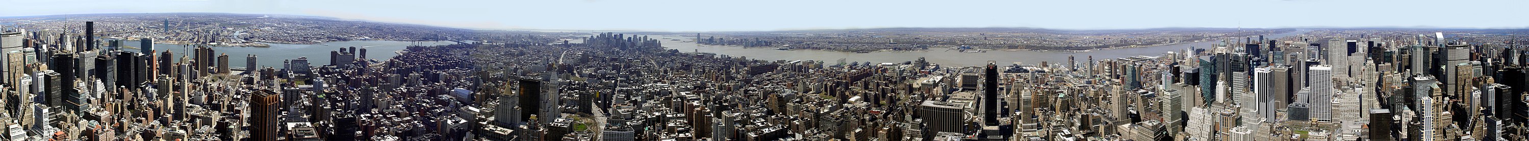 צילום היקפי 180 מעלות של ניו יורק ממרפסת התצפית בבניין אמפייר סטייט