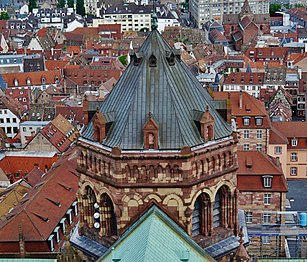 The Klotz designed crossing dome over the transept