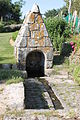 Chapelle Notre-Dame-des-Fleurs : la fontaine de dévotion.