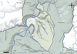 Carte en couleur présentant le réseau hydrographique de la commune