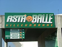 Panneau indiquant l'entrée de l'Astroballe, salle où évolue l'ASVEL