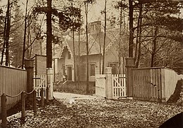 Cemetery entrance between October 1858 and 1880