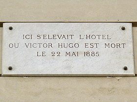 Plaque au no 124.