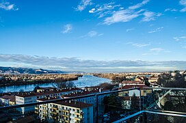 Vue vers le nord depuis la terrasse supérieure du musée.