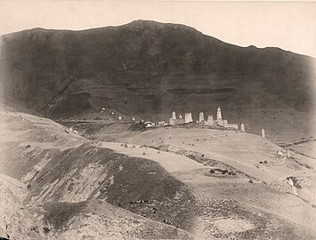 View on aul Erzi and the Armkhi valley. Late XIX century.