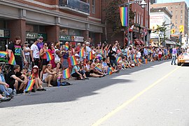 Spectators lining Bank Street during the 2014 parade
