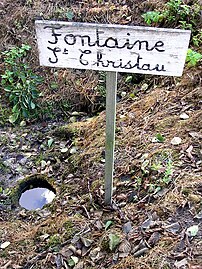 Fontaine Saint-Christau, qui a la réputation de guérir les maladies de peau.