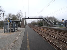 Etriché-Châteauneuf railway station