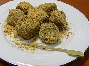 Kinako dango