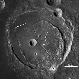 Кратер Посидоний. Снимок зонда Lunar Reconnaissance Orbiter.