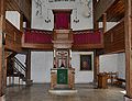 Inneres der Kirche mit Altar