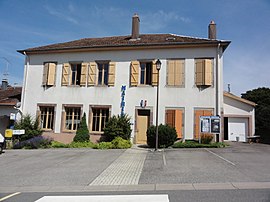 The town hall in Angomont