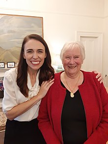 Tessa Duder with PM Jacinda Ardern on 23 March 2021