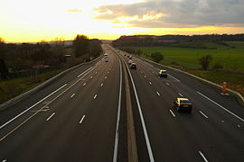 Une vue de l'autoroute A11 à Authon-du-Perche.