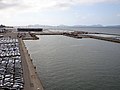 Bassin et parking de chargement du port de Vigo en Espagne