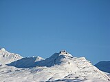 슈바르츠호(2,552 m)에서 동쪽으로 본 풍경 : 처음이 리펠호른, 그 다음이 고르너그라트 (건물이 있는), 바로 왼쪽으로 호텔리