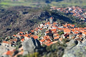 Vista panorâmica da aldeia/vila histórica de Monsanto