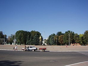 Центральна площа Прилук, серпень 2009 року.