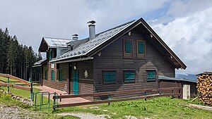 Die Trögelhütte, eine Selbstversorgerhütte der Sektion München bei Garmisch-Partenkirchen