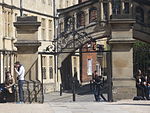 Screen between Clarendon Building and Bodleian Library fronting Catte Street