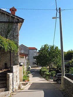 View of a street in Lakmartin