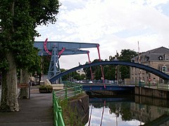 Ponte basculante en Montceau-les-Mines (Francia)