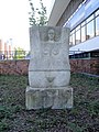 Sandsteinskulptur Stadthalle Rostock