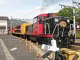 嵯峨野観光鉄道 DE10 1104 JR西日本のDE10 1156も同塗装 2003年5月4日 トロッコ嵯峨駅付近