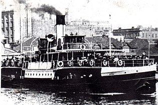 The fast Manly (II), designed by Walter Reeks, she is the first double-ended screw ferry on the Manly run.
