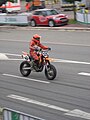 Supermoto auf der Rennstrecke im Wendelinuspark