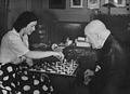 Van Deyssel playing chess  