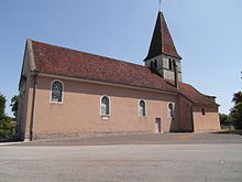 L'église de Chateaurenaud durant l'été 2015