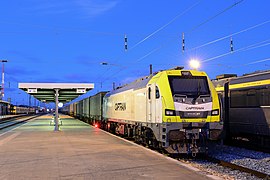 Une Euro 6000, opérée par Captrain en gare d'Entroncamento.