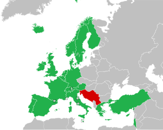 Mapa dos países da Europa, Norte da África e Ásia Ocidental mostrando fronteiras em 1992; os participantes regulares do concurso são coloridos em verde, com Jugoslávia coloridos em vermelho