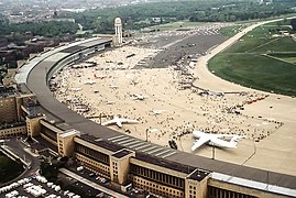 2011: Flughafen Berlin-Tempelhof