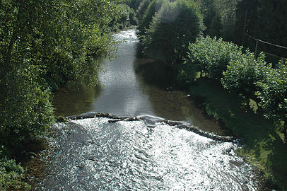 Petit barrage sur la Nive des Aldudes.