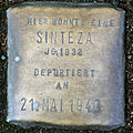 Stolperstein für eine Sinteza (Bobstraße 4/6)